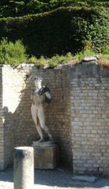 A Vaison, un corps d’atlhète ! - 11.4 ko A Vaison, un corps d’atlhète ! - 11.4 ko